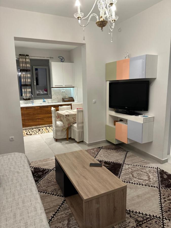 A&A Apartment Пирея Екстериор снимка