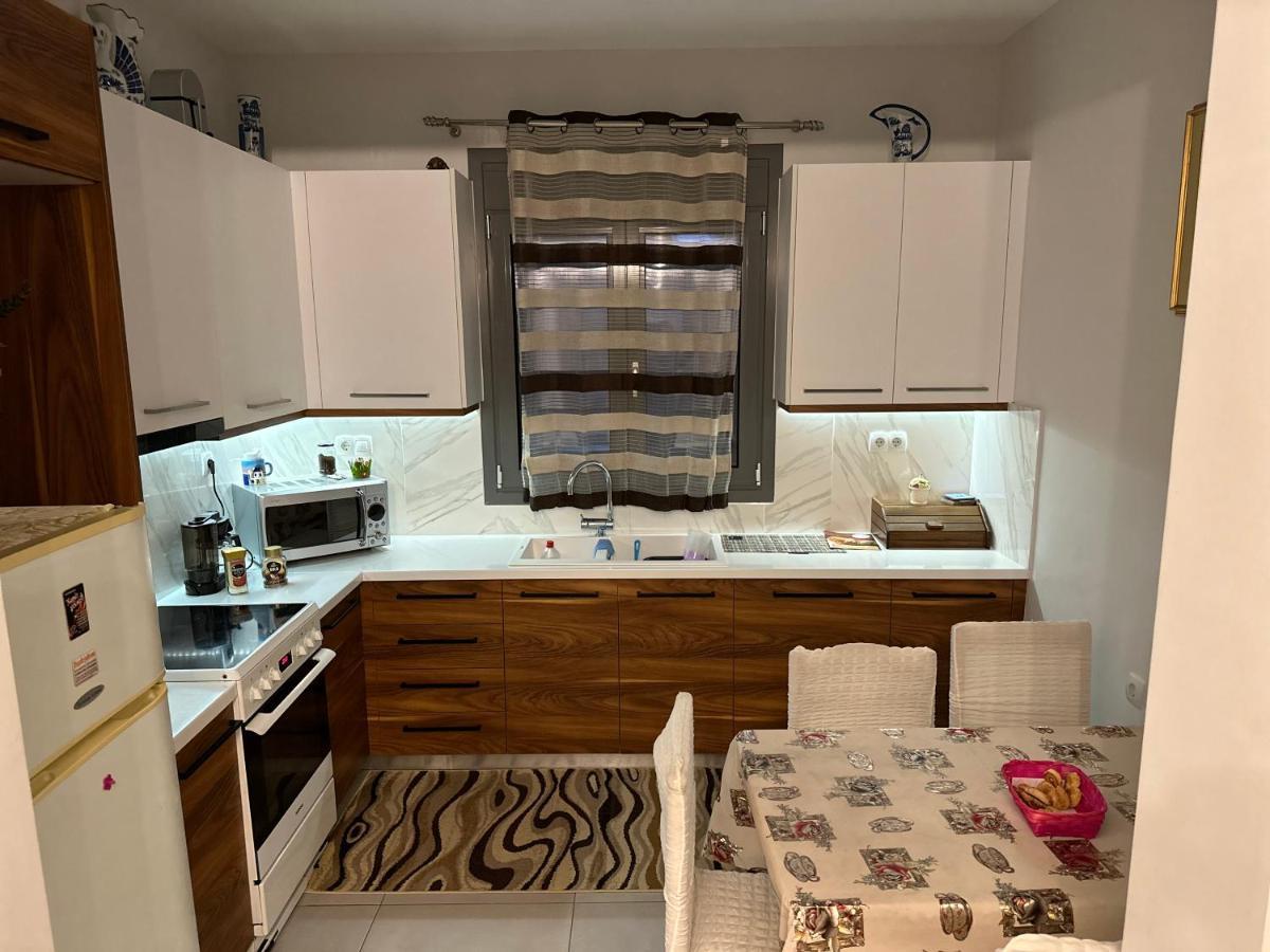 A&A Apartment Пирея Екстериор снимка