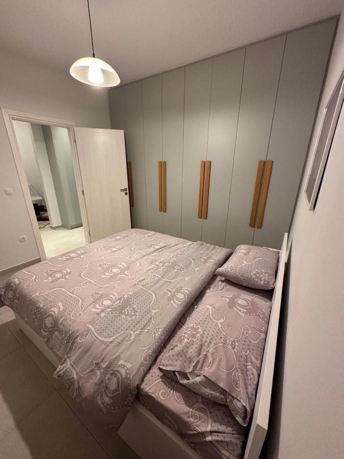 A&A Apartment Пирея Екстериор снимка